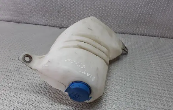 Fiat Stilo Windshield washer fluid reservoir/tank