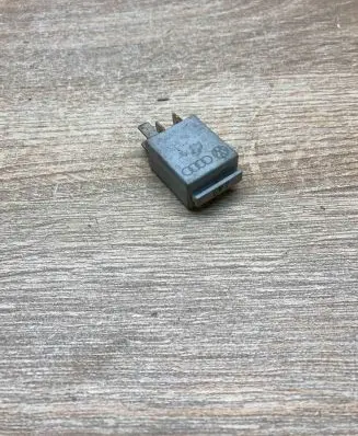 Volkswagen Sharan Other relay 1K0951253 0332011100