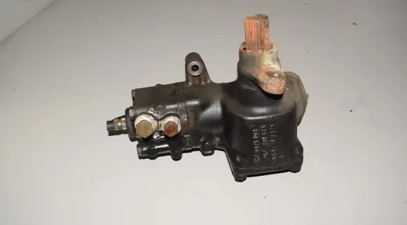 BMW 5 E39 Steering rack 8675105 201424