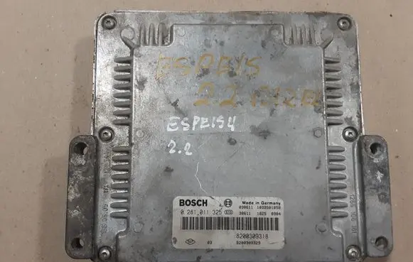 Renault Espace - Grand espace IV Engine control unit/module 0281011325