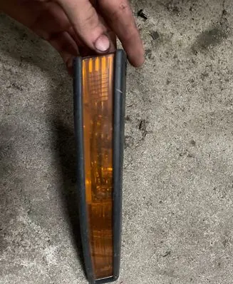 Volkswagen PASSAT B6 Front bumper turn signal 02F085602 9020718