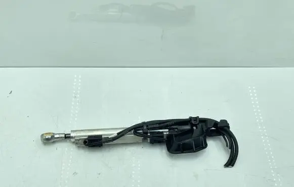 BMW 4 F32 F33 Convertible roof lock latch cylinder 