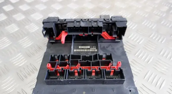Volkswagen PASSAT B6 Comfort/convenience module 3C0937049H