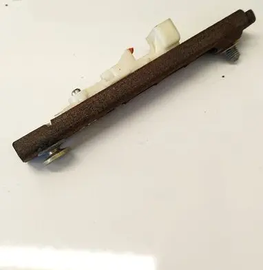 Renault Scenic II - Grand scenic II Seat belt adjustment rail 
