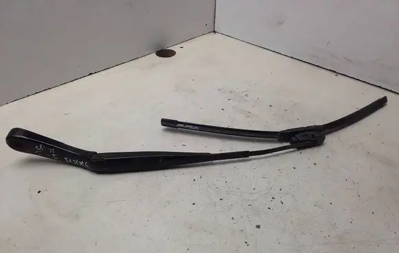 Saab 9-3 Ver1 Windshield/front glass wiper blade 12755296