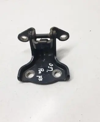 Chevrolet Captiva Rear door upper hinge 07602