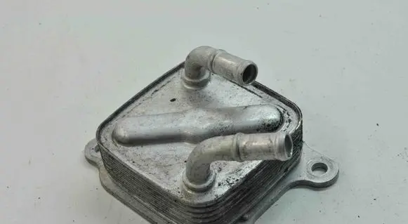 Engine oil radiator
