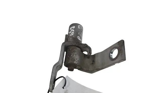 Ford Galaxy Front door upper hinge A046575