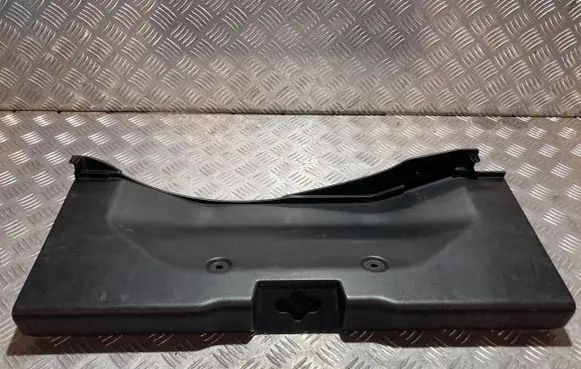 Suzuki Swift III Trunk/boot sill cover protection PK20094