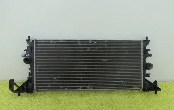 Opel Astra K Coolant radiator 39109109