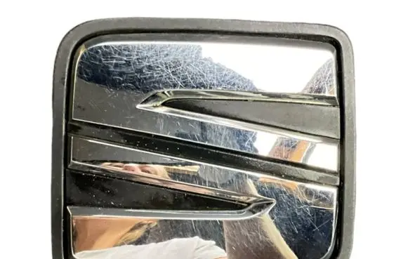 Seat Toledo IV (NH) Tailgate/trunk/boot exterior handle 6J0827565