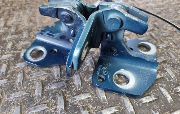 Ram 1500 Front door hinge set 
