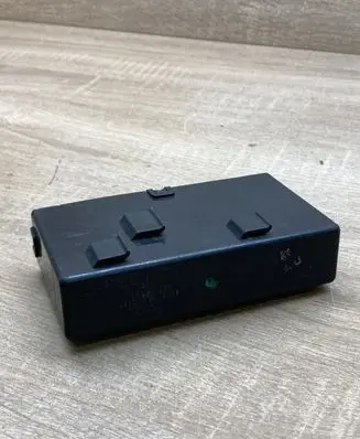 Volvo S40, V40 Alarm control unit/module 30889337