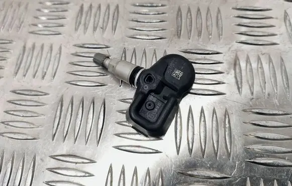 Toyota RAV 4 (XA50) Tire pressure sensor PMVC215 5479FA9 21A2923AD8