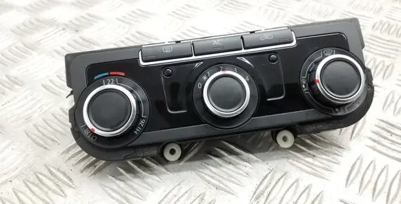 Volkswagen Golf VI Climate control unit 3C8907336H
