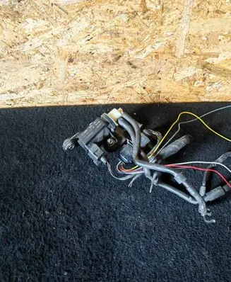 Volkswagen PASSAT CC Turbo solenoid valve 1K0906627A