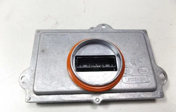 Ford Mondeo MK V Xenon control unit/module 90128444