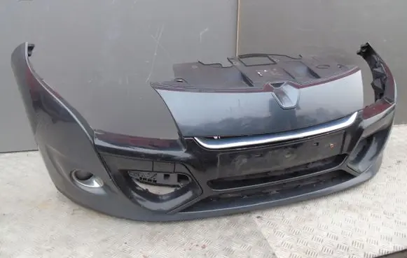 Renault Megane III Front bumper