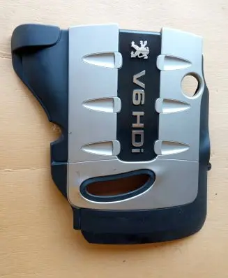 Peugeot 407 Engine cover (trim)