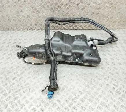 Isuzu D-Max AdBlue liquid reservoir 8972746690 8983842690