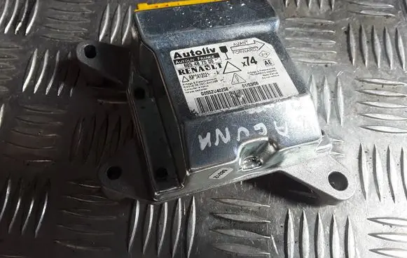 Renault Laguna II Airbag control unit/module 605487500 8200412021