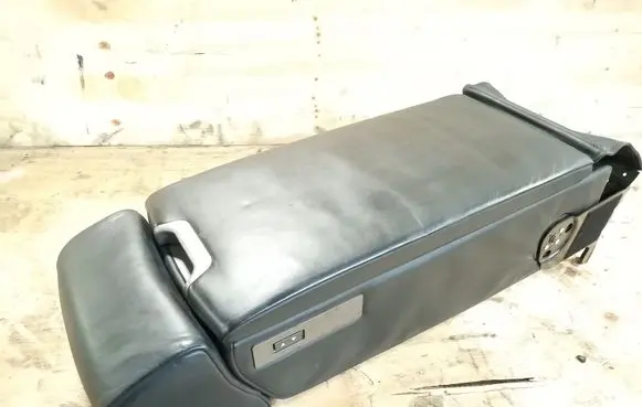 BMW 7 E65 E66 Rear seat armrest BM1329 6907320