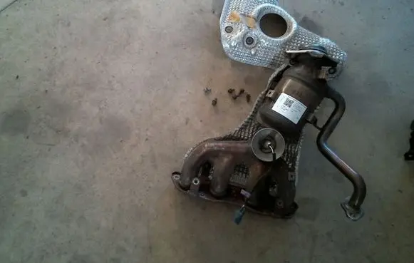Toyota Prius (XW50) Exhaust manifold 1714137200