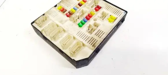 Renault Megane III Fuse box set 284B60008RE USMBD95L1