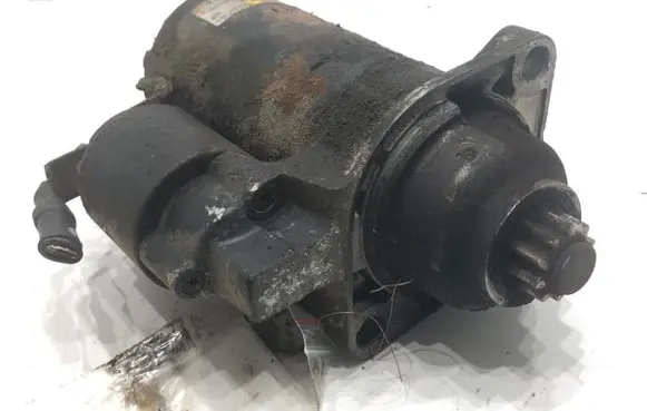 Volkswagen Golf IV Starter motor 0986017460