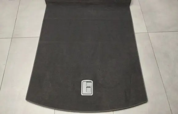 Audi A8 S8 D5 Trunk/boot floor carpet liner 4N0863463