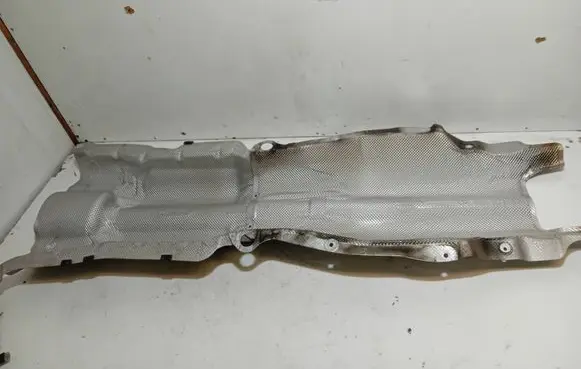 BMW 6 F06 Gran coupe Exhaust heat shield 7202860 246400 ALW9597