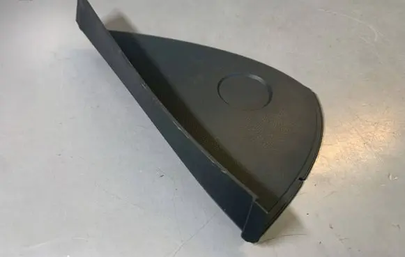 BMW 1 E81 E87 Dashboard side end trim 51457068780 7068780 7124780