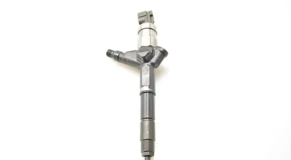 Nissan Primera Fuel injector 16600AU600