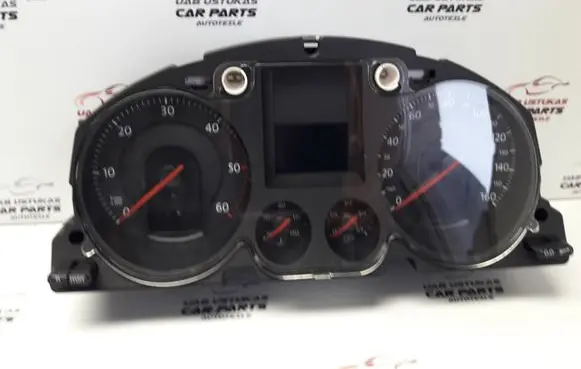 Volkswagen PASSAT B6 Speedometer (instrument cluster) 3C0920960N
