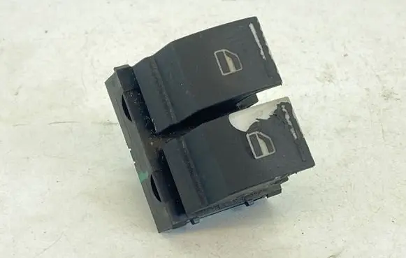 Volkswagen PASSAT B6 Electric window control switch 1K3959857