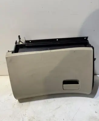 Subaru Outback Glove box 66123 N050907D0317