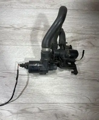 BMW 5 E60 E61 Coolant heater control valve 6920226 6917700