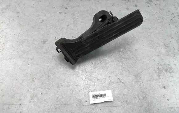 Volkswagen PASSAT CC Accelerator throttle pedal 1K1723503AJ 1K1723503AP 1K1723503AA
