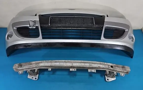 Renault Scenic III - Grand scenic III Front bumper IMPRK1582688