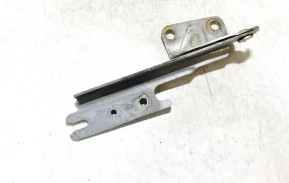 Mazda 626 Engine bonnet/hood hinges
