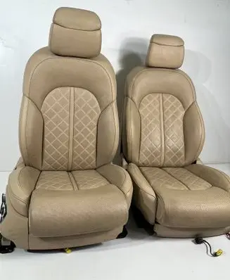 Seat set