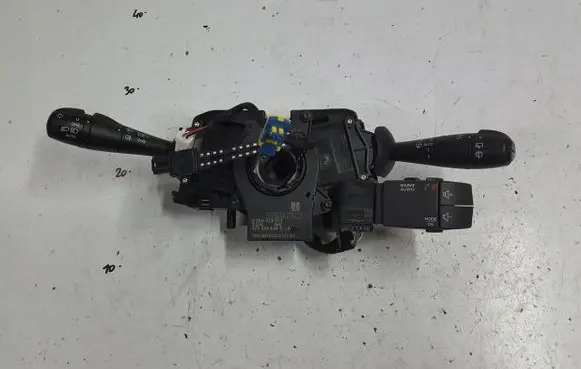 Renault Captur Tailgate/trunk/boot open switch 479454698R