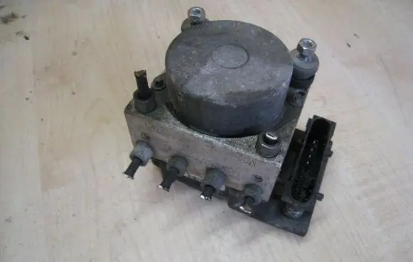Fiat Grande Punto ABS Pump 0265800598 0265231878