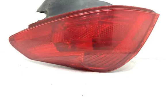 Rear/tail lights
