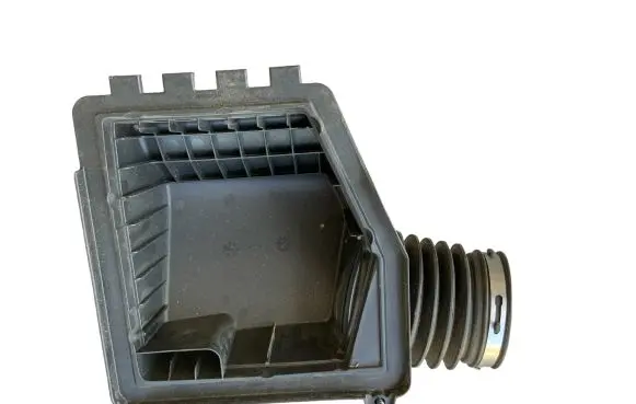 Chrysler Pacifica Air filter box cover 72142849
