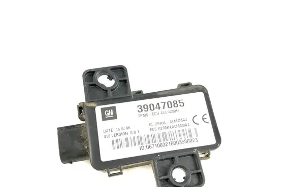 Opel Insignia A Tire pressure control unit 39047085
