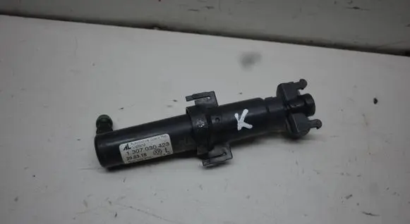 Volkswagen Tiguan Headlight washer spray nozzle 5N0955979