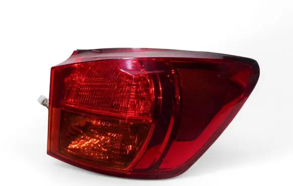 Lexus IS 220D-250-350 Rear/tail lights