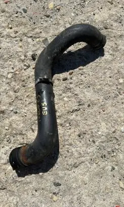 Iveco Daily 45 - 49.10 Engine coolant pipe/hose