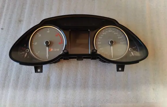 Audi Q5 SQ5 Speedometer (instrument cluster) 8R0920931G 503002426331
